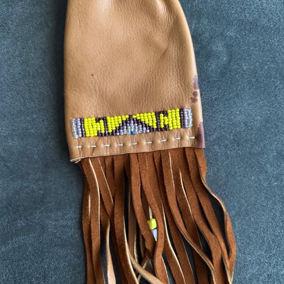 Leather Fringed Beaded Medicine Bag By K.D. Fast Horse - Picture 2 of 5